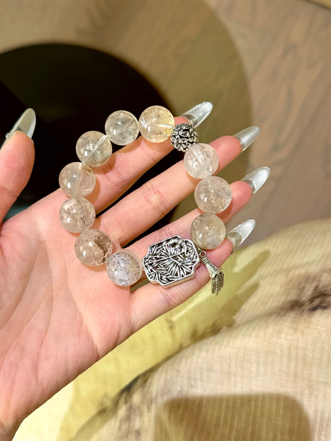 ▫️▪️ Small gum flower bracelets